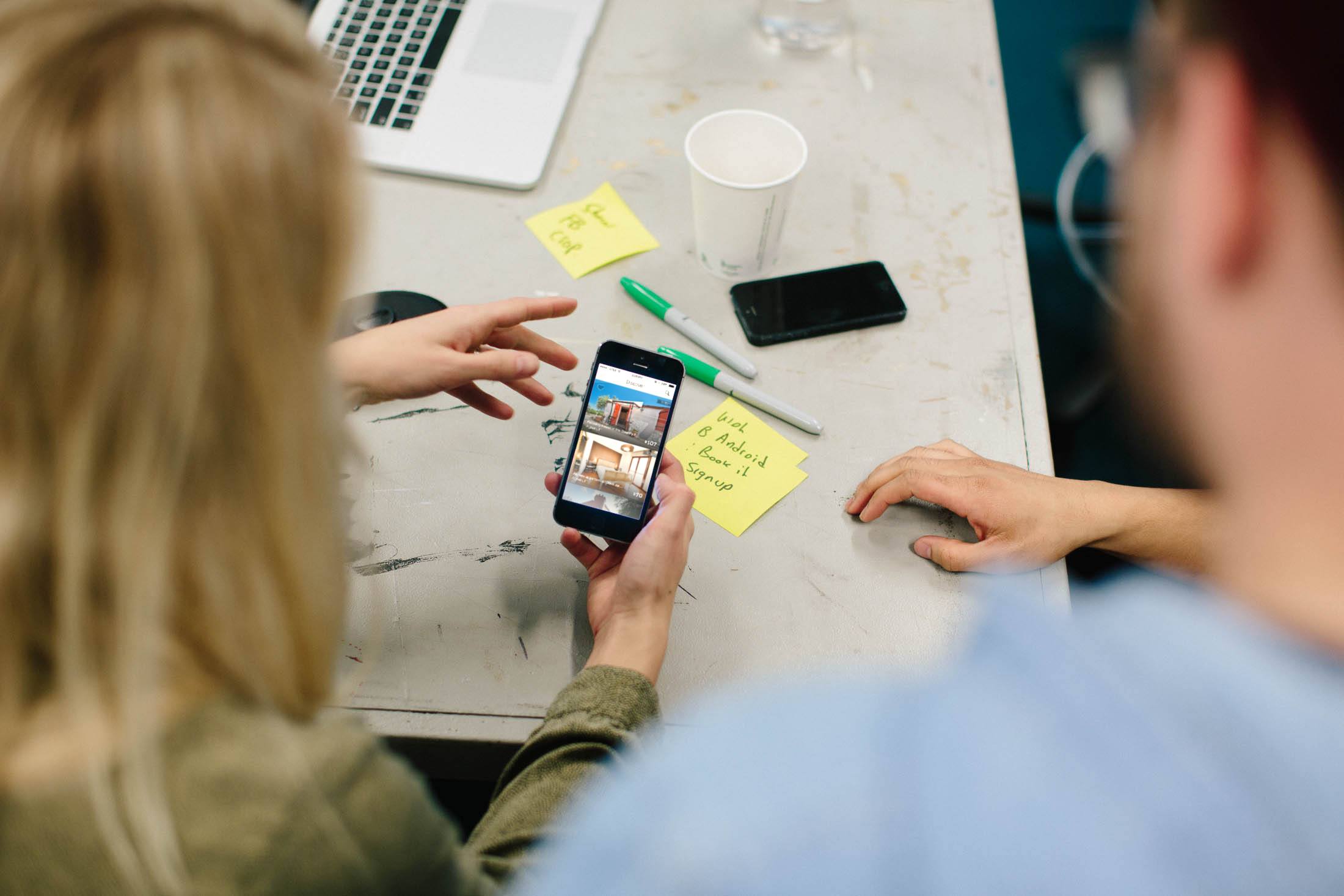 Most meeting rooms at AirBnB are modeled after a listing, but Thayer was created as a functional design space. Thayer is Steph’s favorite room at Airbnb. It’s not modeled after any listing, but its been converted into a functional design space. It has tables from RISD which are covered in paint and all the walls are covered in sketches, design mocks, and Post-Its. “It feels like a really creative space to explore and get messy.”
